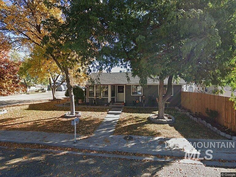 1st image of 3305 Colorado Ave