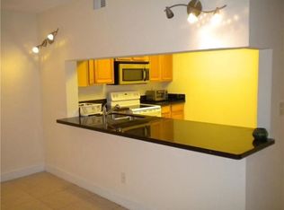6011 10th Ave #101, Greenacres, FL 33463