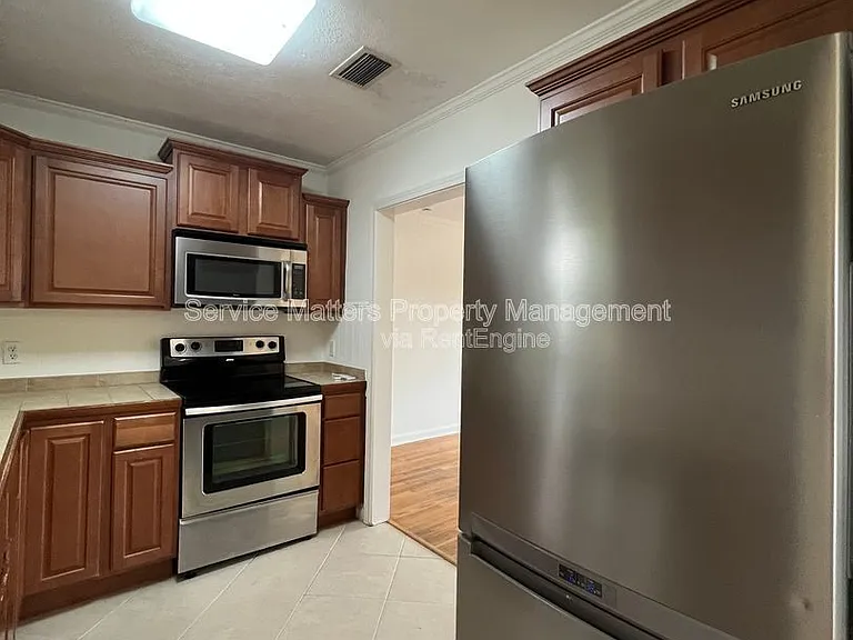 3543 Bayou Blvd — Photo 14