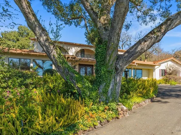 595 Michael Drive, Sonoma, CA 95476