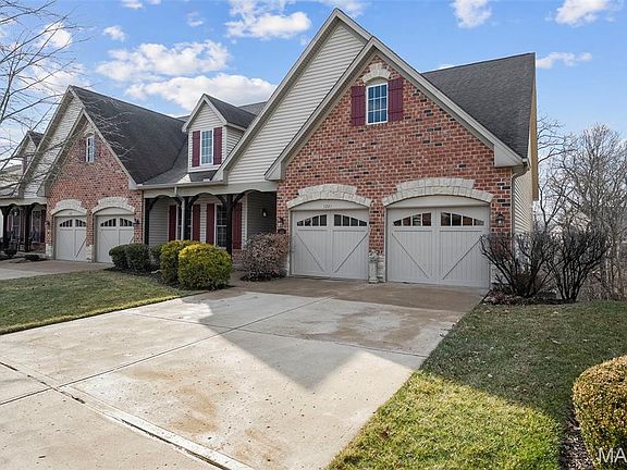 2nd image of 1221 Silver Fern Dr