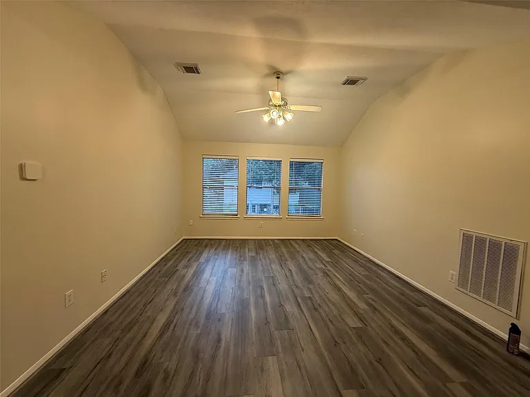 12919 Deer Cove Ln — Photo 26