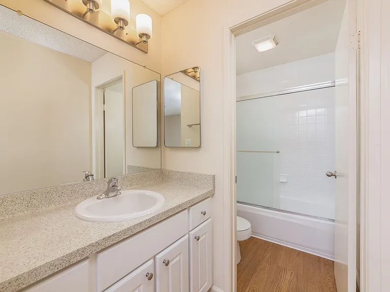 Camelback North Apartments CNM — Photo 12