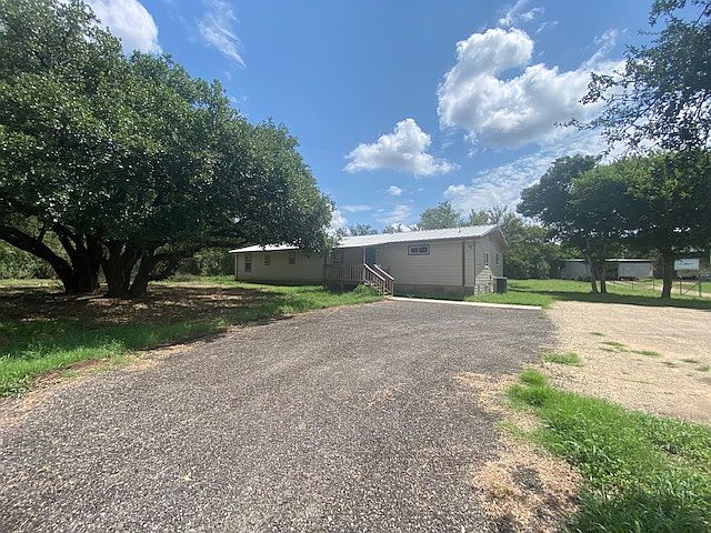 1st image of 316 Slawson Ln