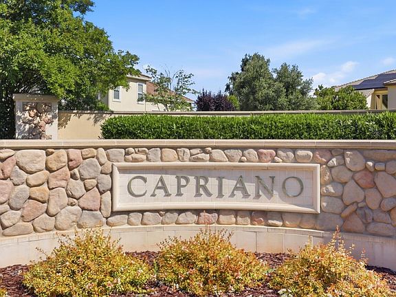 3rd image of 221 Cilantro Ct