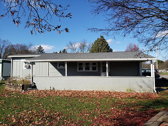 3rd image of 1974 Beauty Ave
