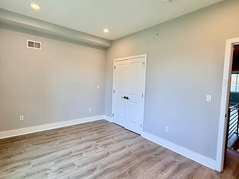 1302 N Marshall St #2 — Photo 23