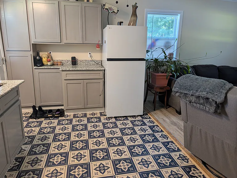 14 Academy St #C — Photo 7