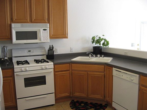 4th image of 10245 S Maryland Pkwy #264