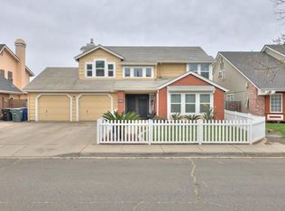 2820 Glasgow Dr, Ceres, CA 95307