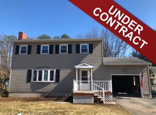 10 Killoran Dr, Essex Junction, VT 05452
