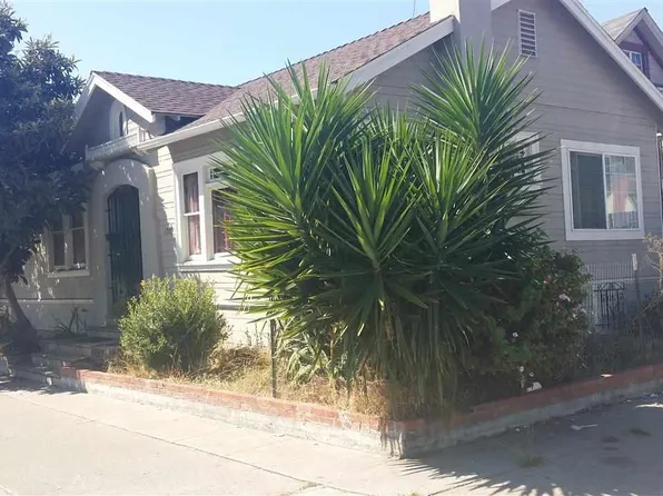 1555 Mitchell St, Oakland, CA 94601