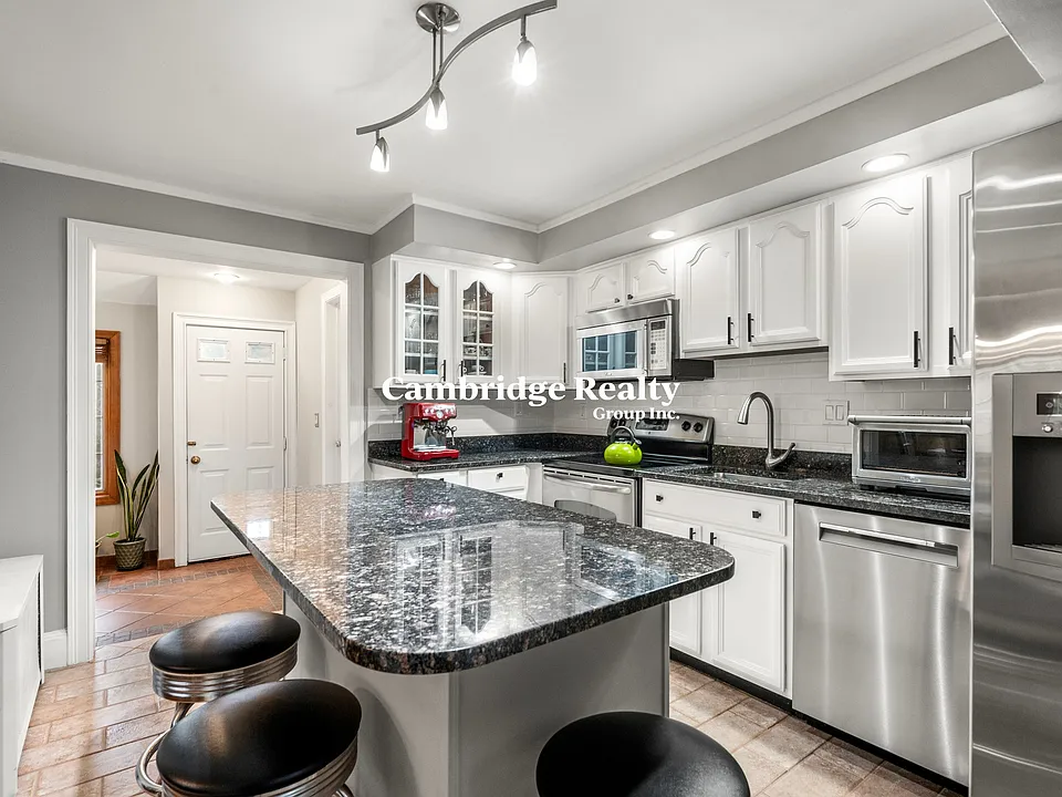 15 Loveland Rd #T