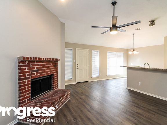 4th image of 1130 Alicia Ln