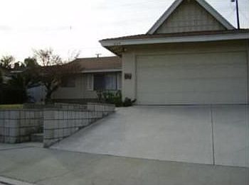 2nd image of 1809 S Charlotte Ave