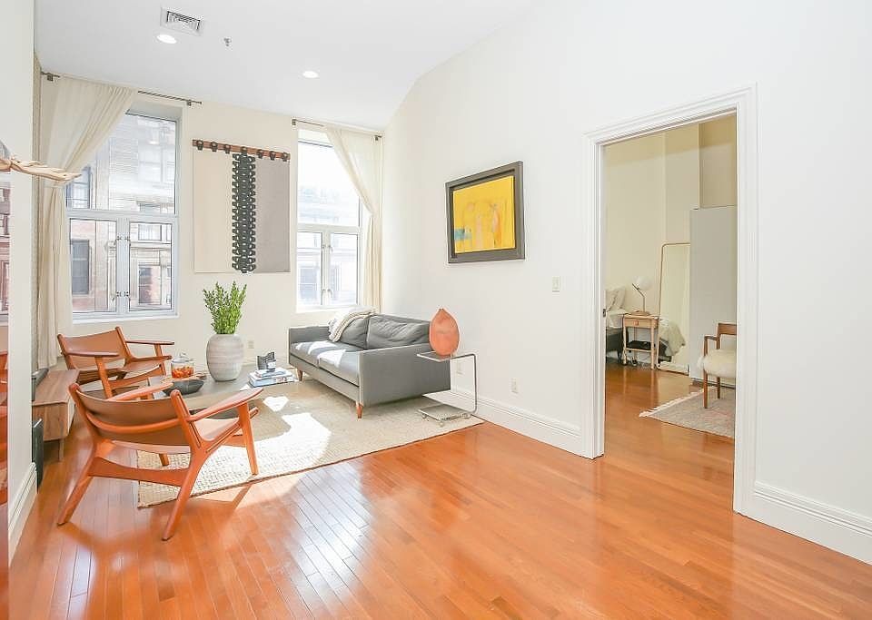 1st image of 66 Franklin St APT 3A