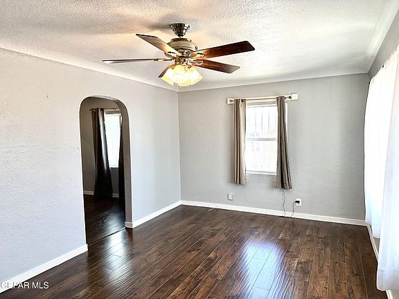3rd image of 3425 Leavell Ave