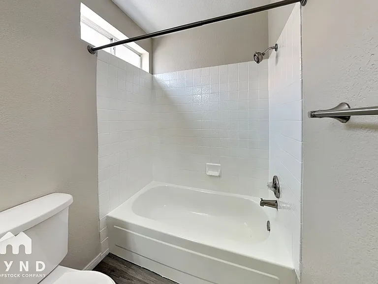 5825 Goodsprings Ct — Photo 13