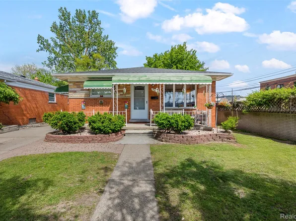 5634 N Lafayette St, Dearborn Heights, MI 48127