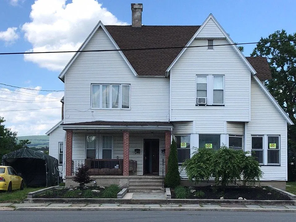 1249 Sanderson Ave #2