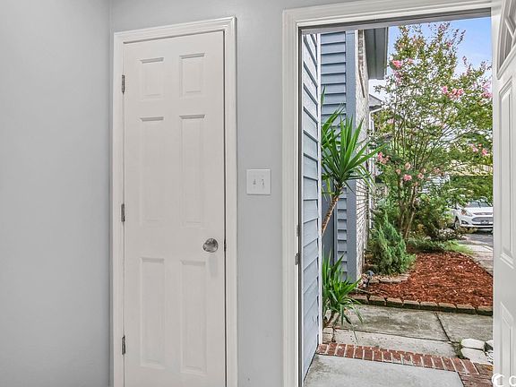 5th image of 506 62nd Ave. N #7