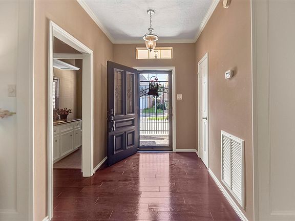4th image of 5714 Glen Mist Ln