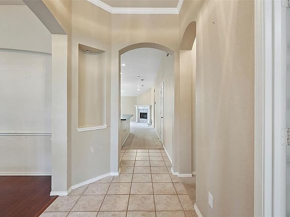 5th image of 10905 Shadow Brook Ln