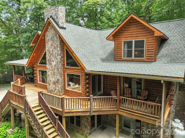 475 S Toe River Rd, Burnsville, NC 28714