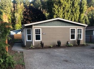 12 SW Ruckel St, Cascade Locks, OR 97014