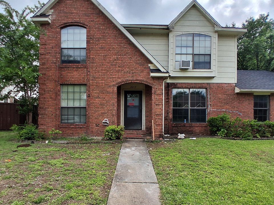 1st image of 2215 Stillwater Dr