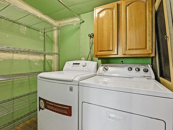 In unit laundry + storage