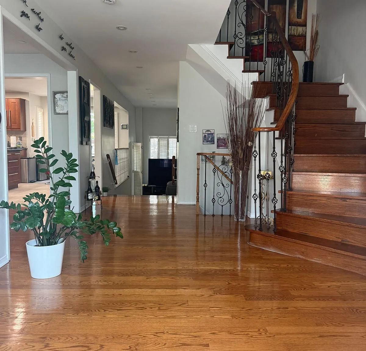 5 bed, $5,000 — Photo 3