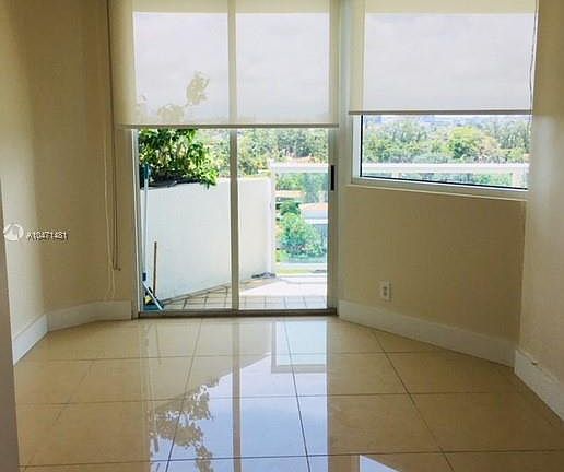 5th image of 3411 Indian Creek Dr APT 1004