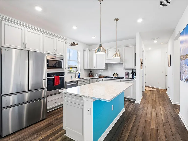9454 Ballaster Pointe Loop — Photo 11