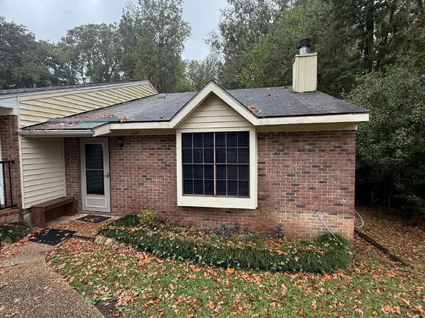 2017 Gardenbrook Ln, Tallahassee, FL 32301