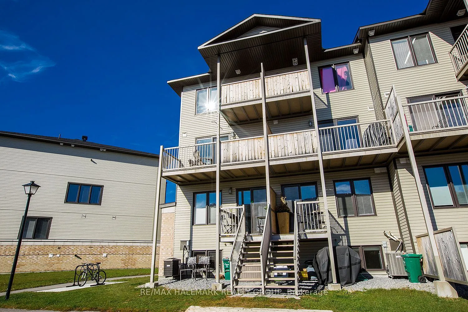 2 bed, $2,375 — Photo 4