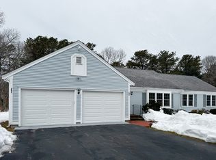 17 Eventide Ln, Hyannis, MA 02601