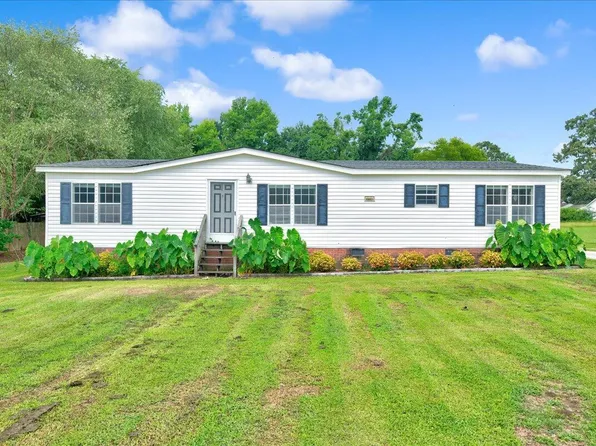 92 Stable Rd, Tarboro, NC 27886