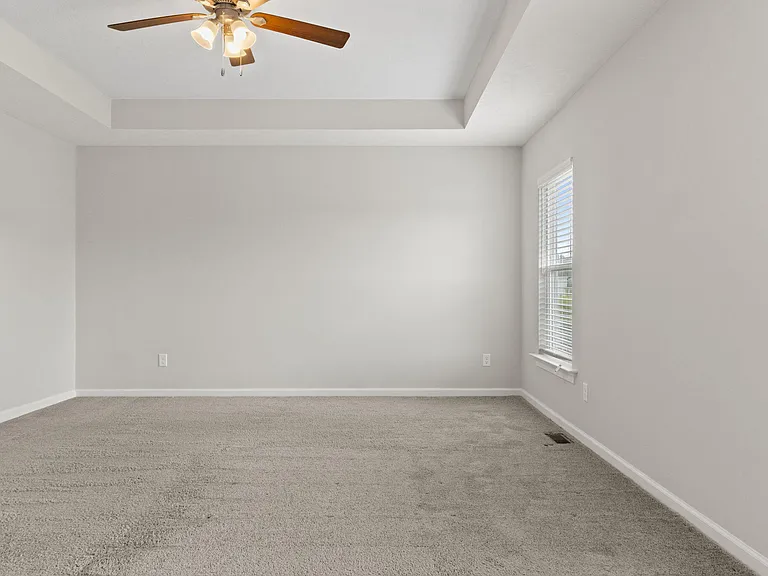 912 Newburn Dr — Photo 16