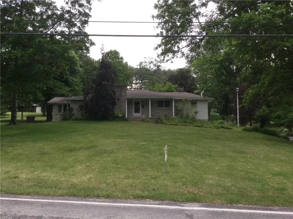 1137 Brush Run Rd, Washington, PA 15301