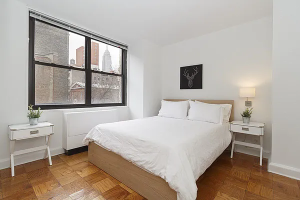 Rented by Avenues Real Estate | media 3