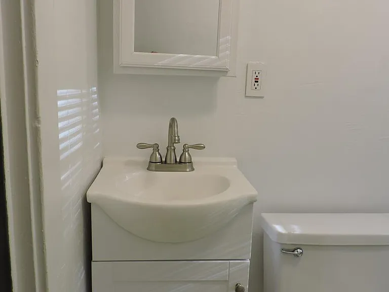 316 T St #A — Photo 9
