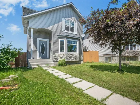 43 Covington Close NE, Calgary, AB T3K 4M2