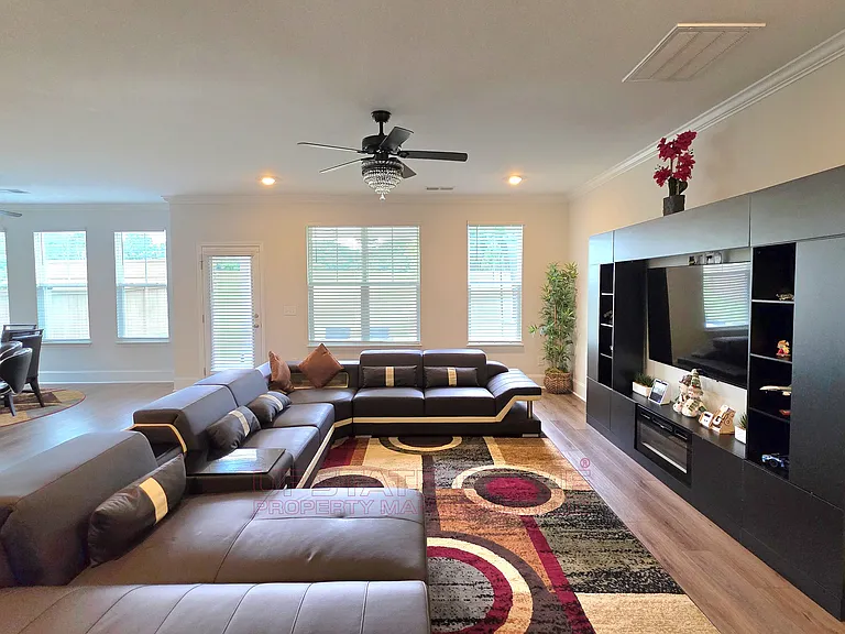 121 Horace Ct #29 — Photo 8
