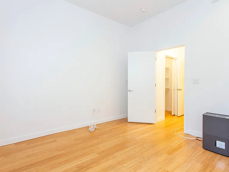 1519 Ogden St #1 — Photo 16