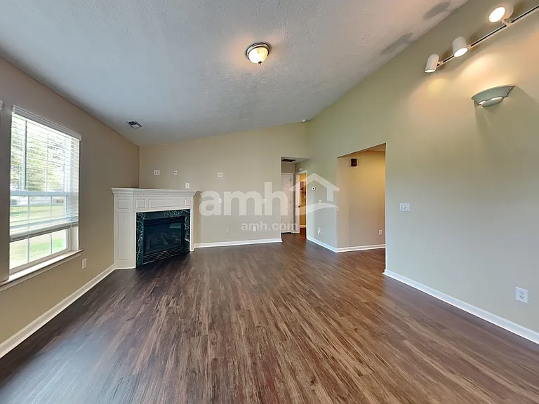 12232 Meadowfield Cir — Photo 5