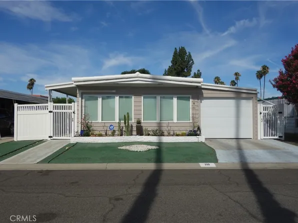 181 Santa Lucia Dr, Hemet, CA 92543