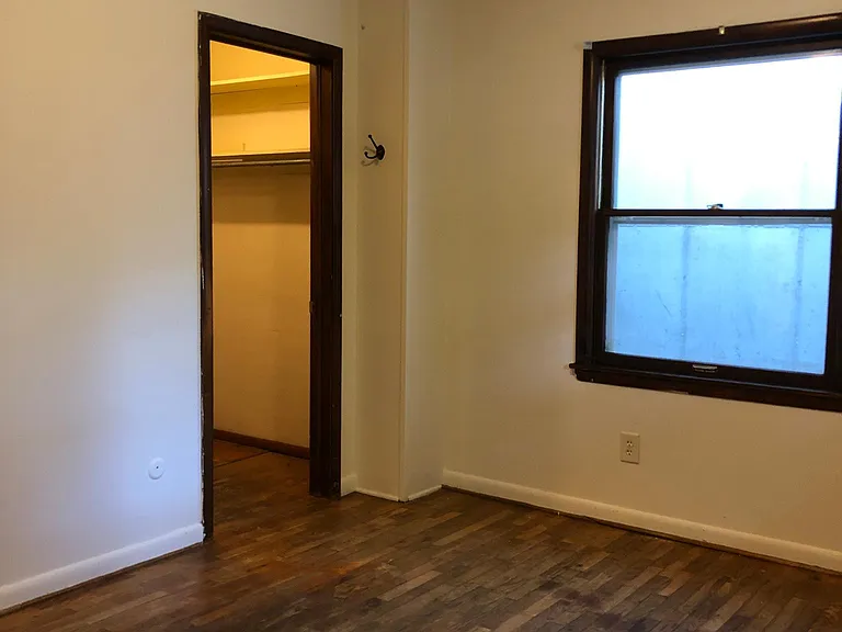 1510 Knollwood Ave — Photo 9