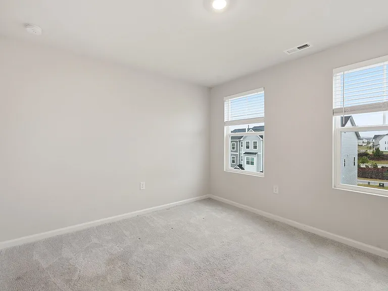 324 Hemley Trl — Photo 19
