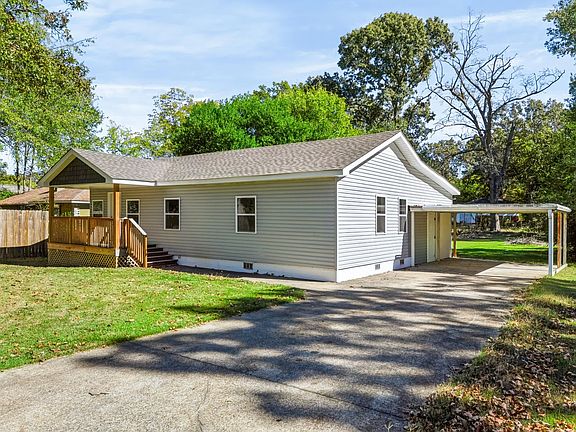 2nd image of 532 Eugenia St